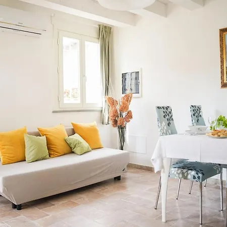 Casetta Di Paola Holiday home Lucca